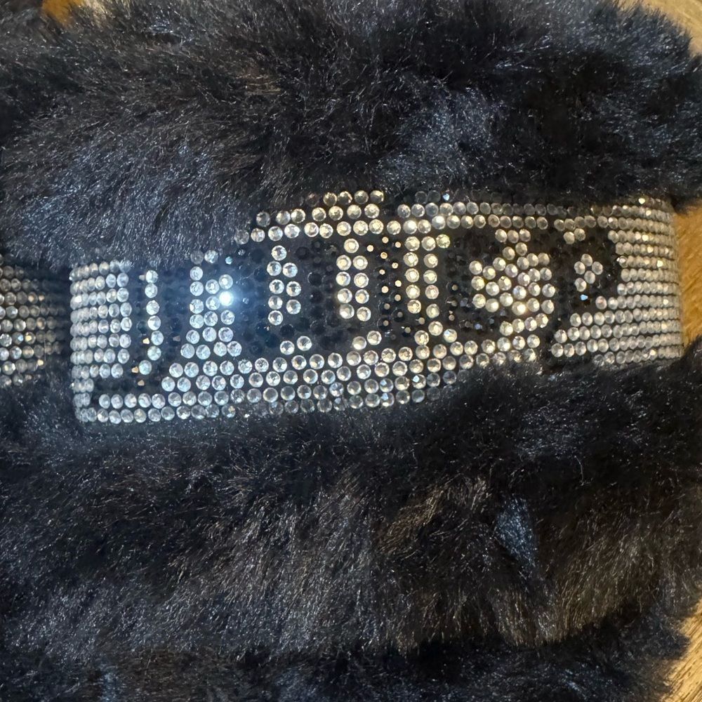 Juicy Couture “Halo” Black Faux Fur Rhinestone Detail Statement Loungewear Sz 6 - Picture 9 of 10